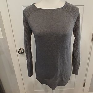 Loft sweater Guc